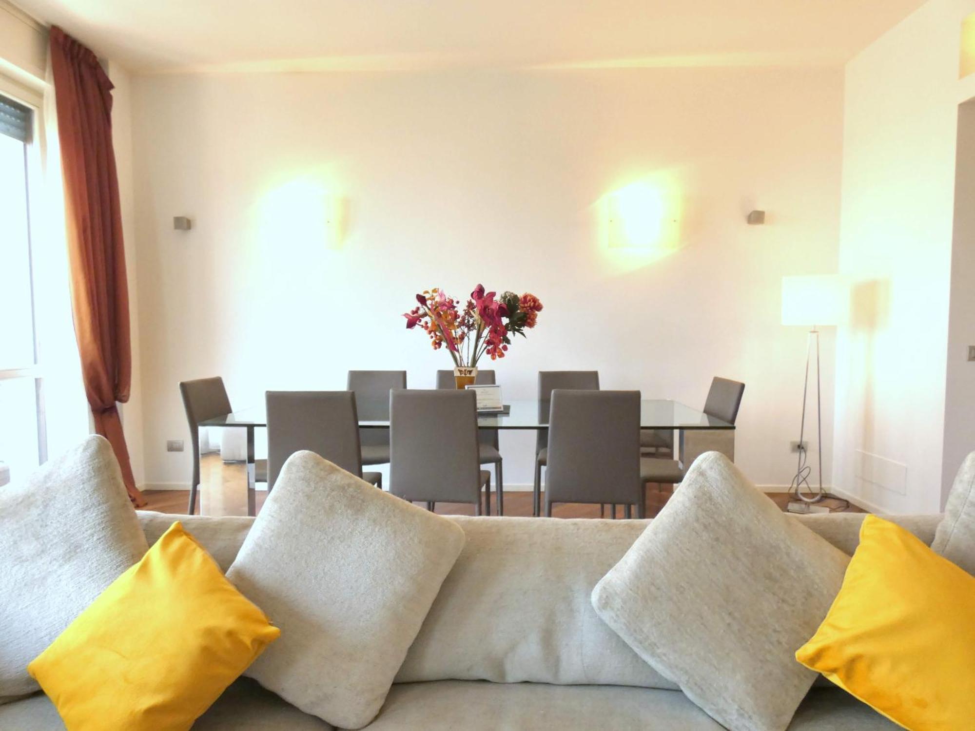 Heart Milan Apartments Duomo Missori ภายนอก รูปภาพ